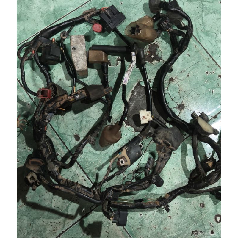 kabel body set ECU CDI Honda cb 150R LED k56 barang masih bagus ori bawaan copotan asli