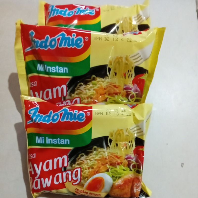 

indomie ayam bawang