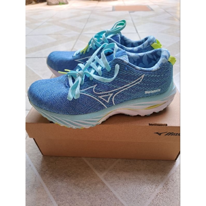 Preloved Sepatu wanita Mizuno Wave Rider 26 Atomizer White Second size 37 Ori volly/running