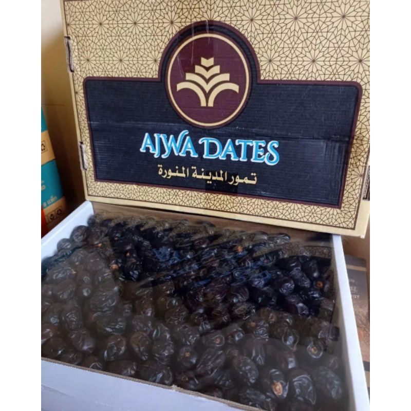 

Kurma Ajwa 500 gr | Kurma Ajwa Asli 500 gr | Kurma Ajwa Premium 500 gr