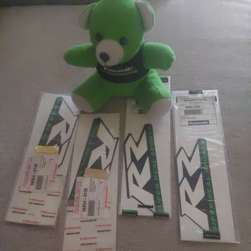 striping stiker  bagian belakang ninja rr old se hijau