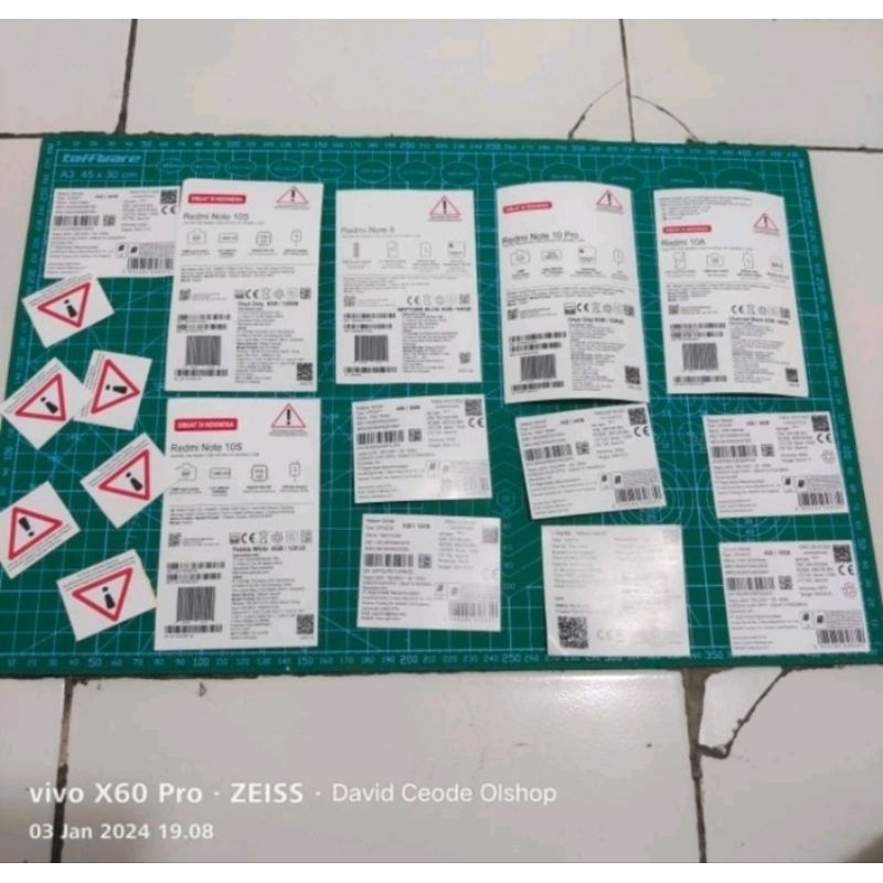 

Stiker Sticker sesuai dengan request dari pelanggan