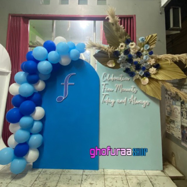 Paket Backdrop Dekorasi Rangkaian Bunga dan Rangkaian Garlan Balon Siap Pakai Acara Pesta Ulang Tahu