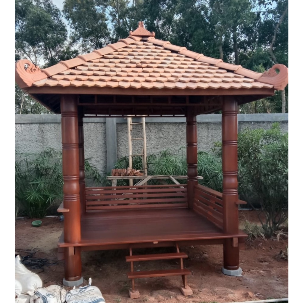 Gazebo Kayu Kelapa Atap Genteng Tanah Desain Tiang Motif | Saung Taman Kayu | Rumah Kayu Kelapa