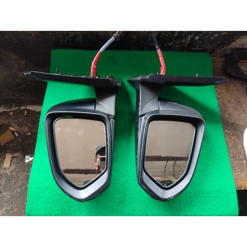 Spion Mobil Agya/Ayla 2024 (Original)