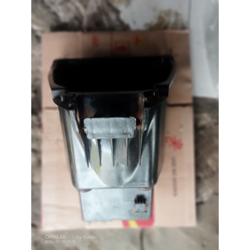 BOX HELEM BOX BAGASI YAMAHA VEGA ZR COPOTAN ORIGINAL