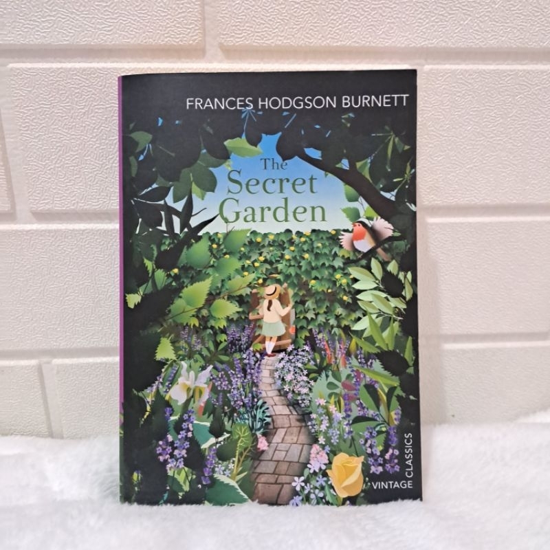 

Novel The Secret Garden - Frances Hodgson Burnett, paperback