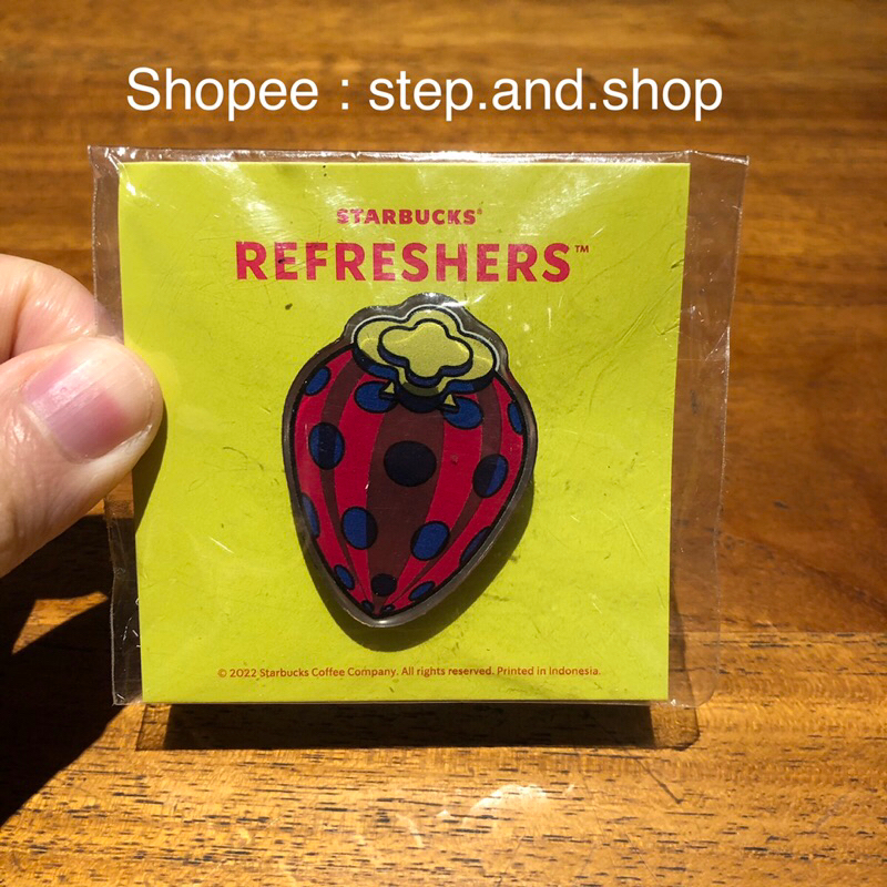Starbucks Enamel Pin Refreshers - Strawberry - Limited Edition