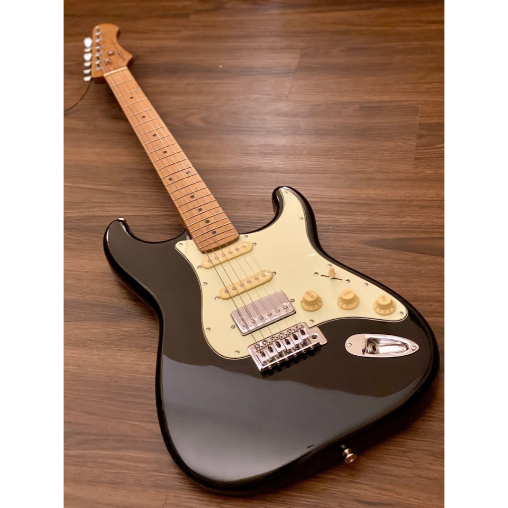 SQOE SEST600 HSS Roasted Maple Series in Black
