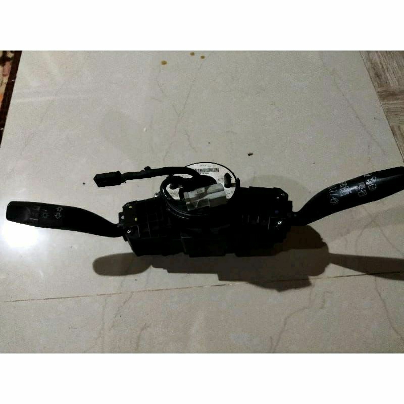 saklar lampu sen kanan jazz gd3