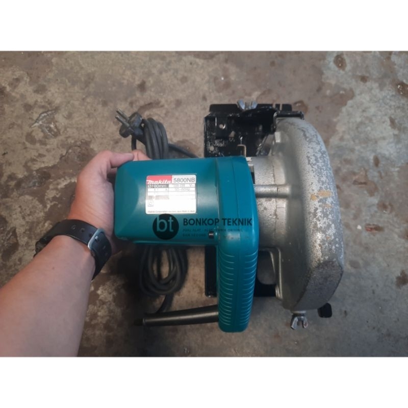 Mesin Circular Saw 8 Inch Makita 5008B / Mesin 8" Makita 5008 B