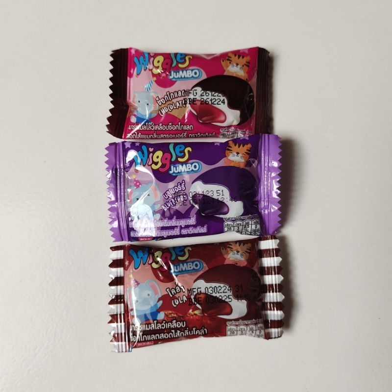 

Marshmallow Berlapis Cokelat Rasa Isi Strawberry/Blueberry