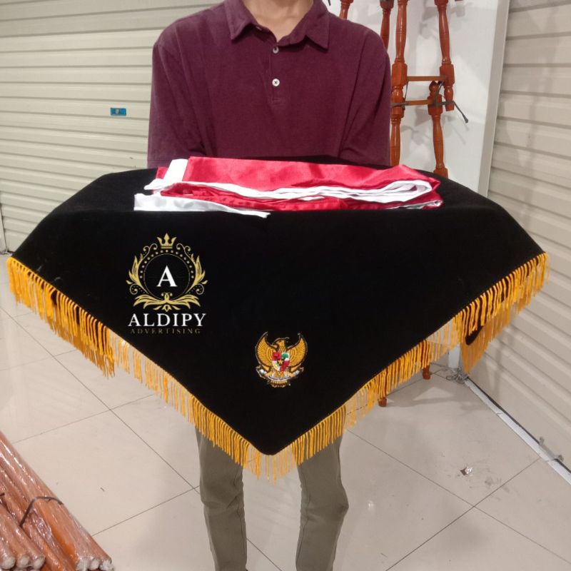 

Alas Baki Upacara Bendera Warna Hitam Ready Stok Berkualitas