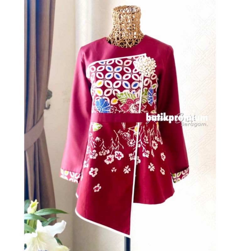ATASAN BATIK MODERN INDONESIA