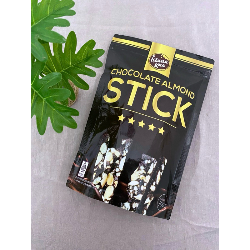 

Istana Snack Pouch Choco Almond Stick 100gr