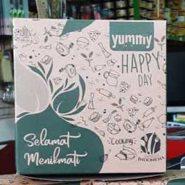 

Snack box eco leafy 12x12 tinggi 6,5cm (50pcs/pack)