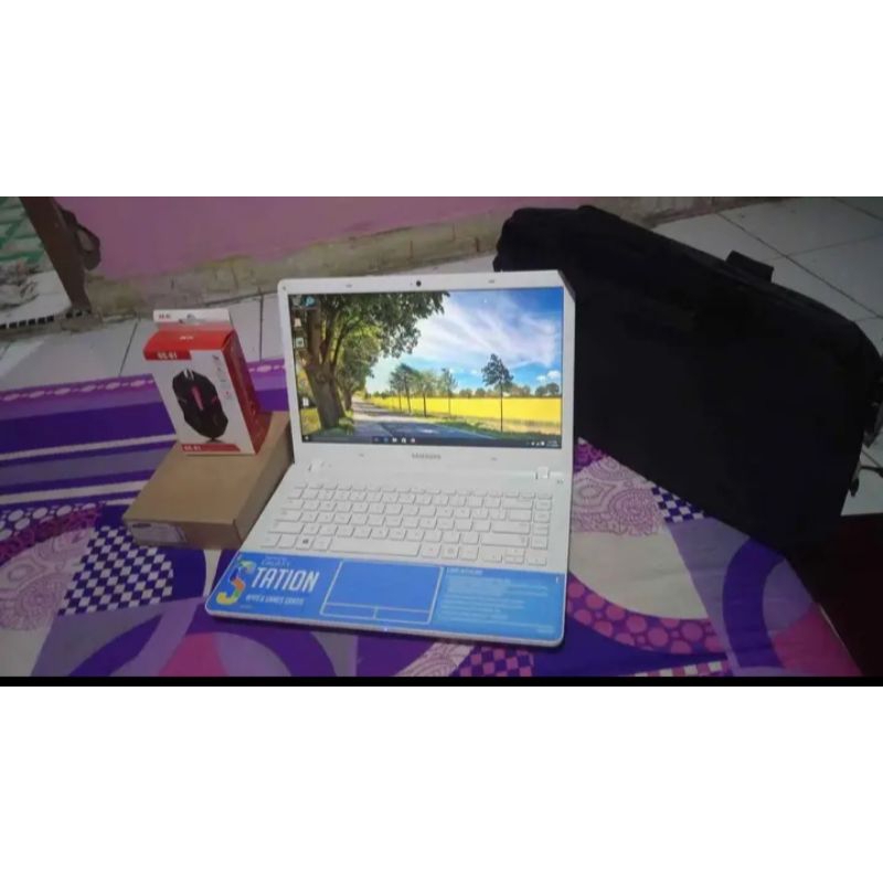 laptop Samsung NP370R ram8GB hardisk 500GB