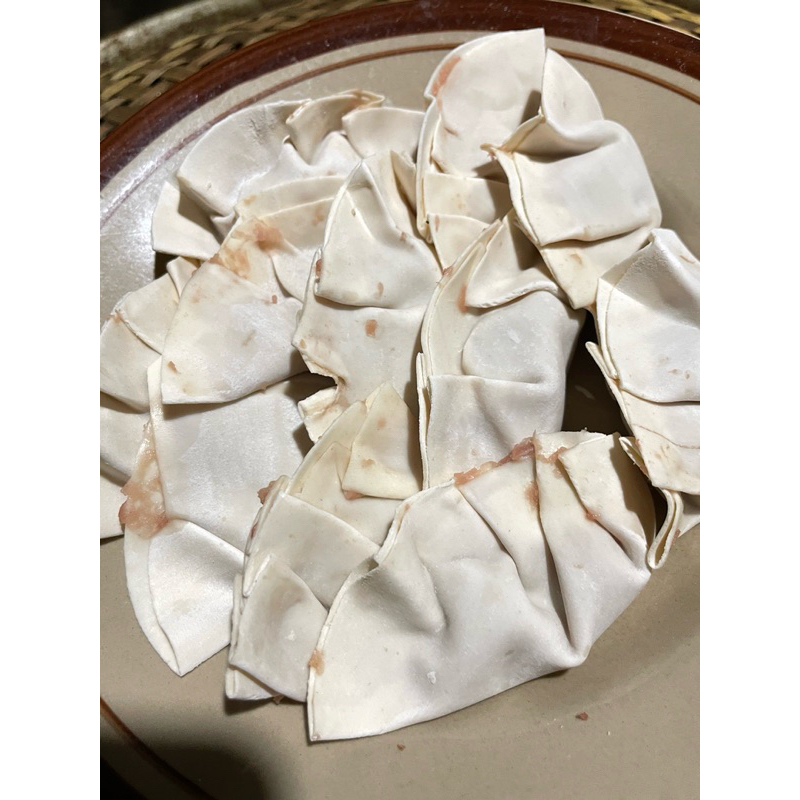 

Pangsit ayam pangsit sapi isi 12 pcs frozen food