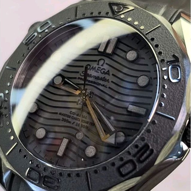 Jam tangan Automatic Swiss OMG Diver Black Phantom Rubber strap Stainless steel fullset