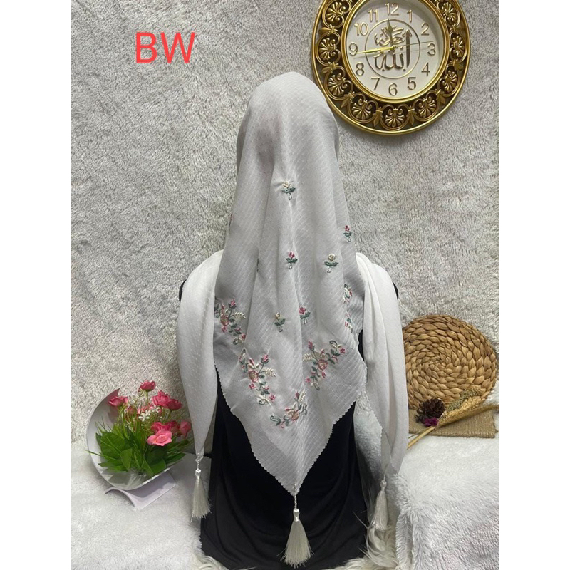 Hijab Segi Empat Bordir  Tassel Motif Bunga Sakura || Hijab Segi Empat potton star Tassel Premium