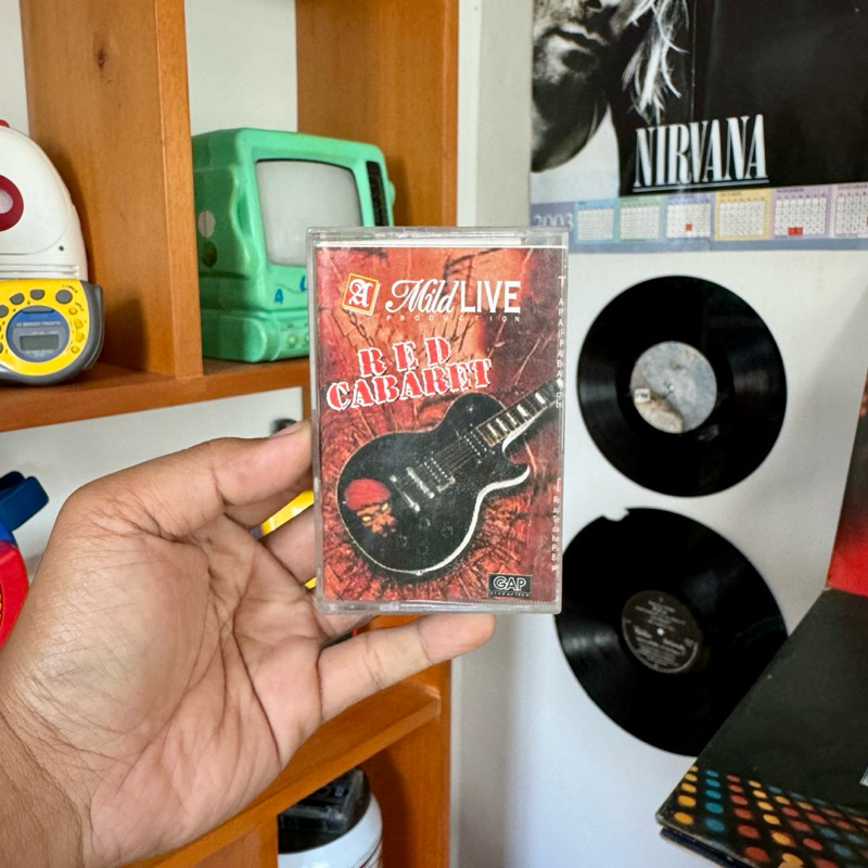 Kaset Pita / Tape / Walkman A Mild Live Red Cabaret Original 100% Berfungsi / Tested Indonesia Luar 