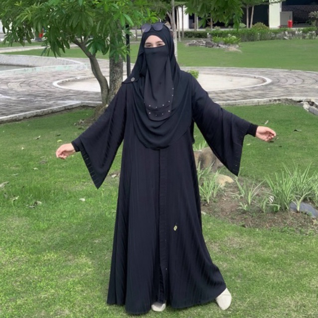 Abaya hitam Madeena | abaya kancing outer | abaya ori saudi