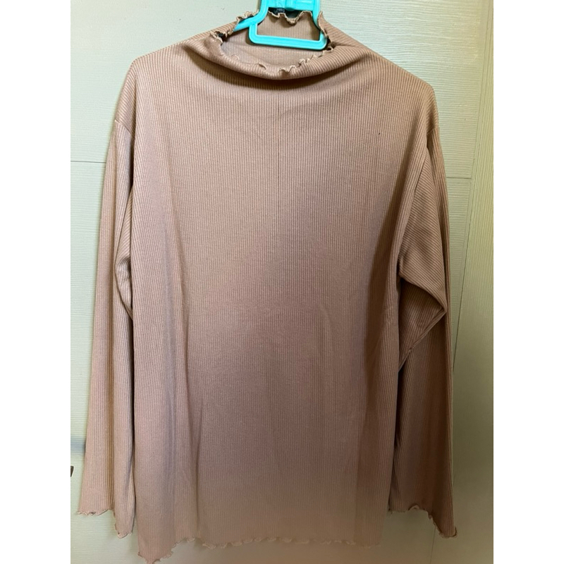 Preloved Inner Ruffle Turtle Neck