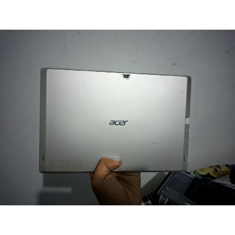 accer s1001 Windows 10 tablet netbook 2 in 1