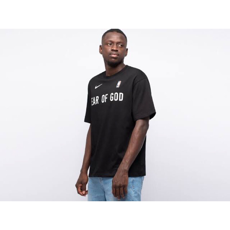 T-shirt Fear Of God x NIKE | T-shirt Fear Of God NIKE | Kaos Fear Of God x NIKE | Saqahayang Shop