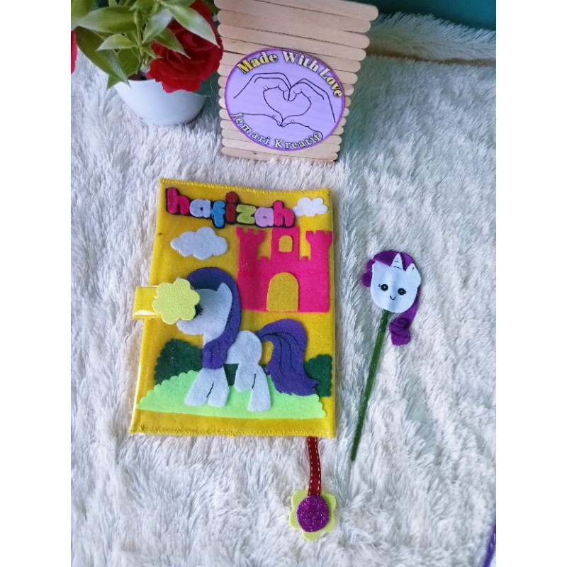 

sampul iqro karakter / sampul iqro besar / sampul iqro flanel / sampul iqro murah / cover iqro flanel / sampul iqro Lampung / sampul iqro lucu/