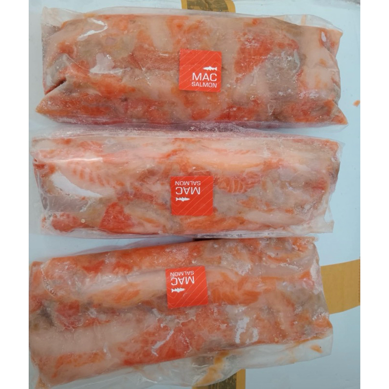 

Tetelan Ikan Salmon 500 Gram