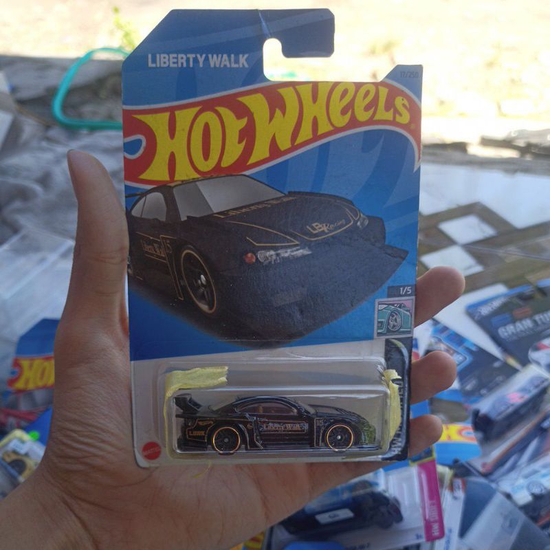 Hotwheels LB Super Silhouette Nissan Silvia S15 Hitam LBWK