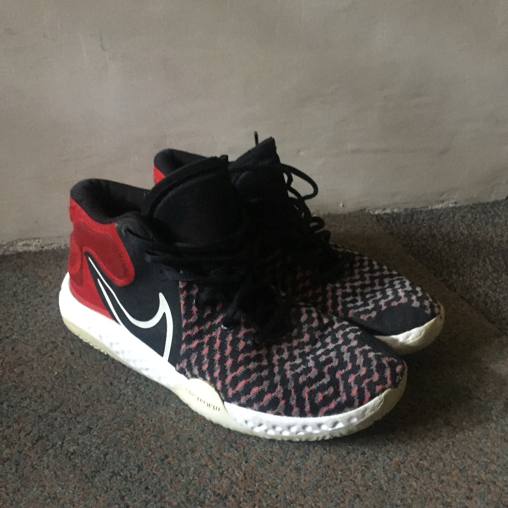 N1ke KD Trey V 8 merah hitam putih