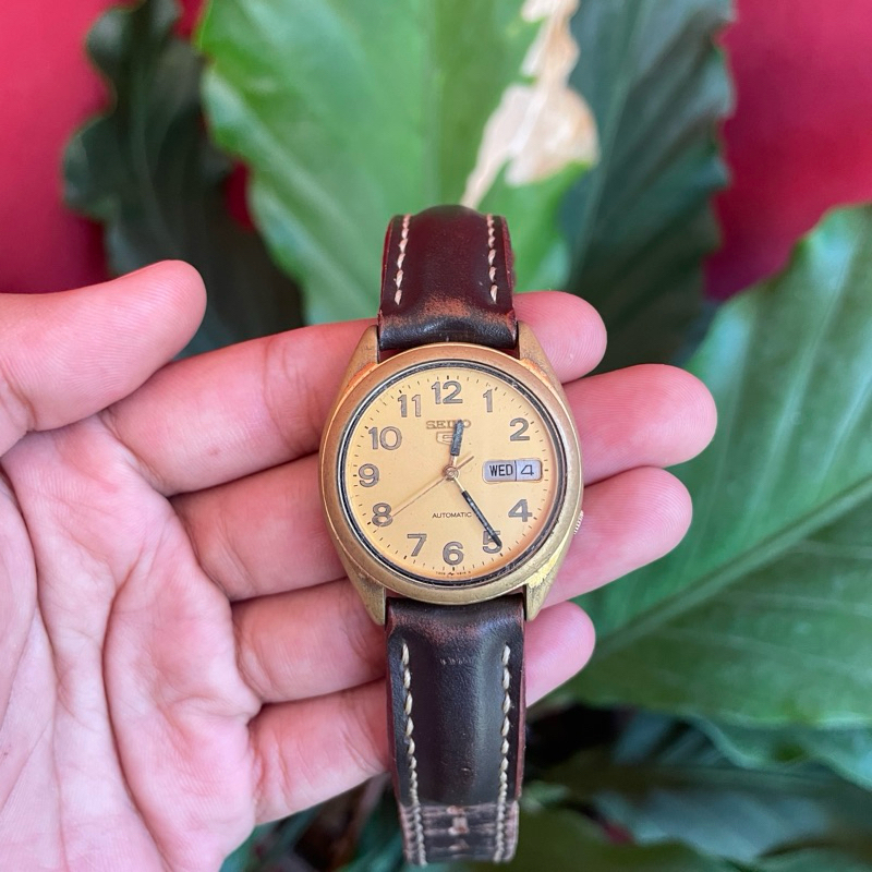 seiko 5 military dial rare item