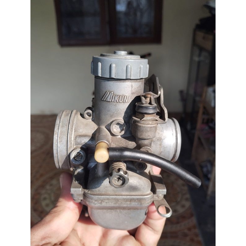 CARBURATOR MIKUNI VM28