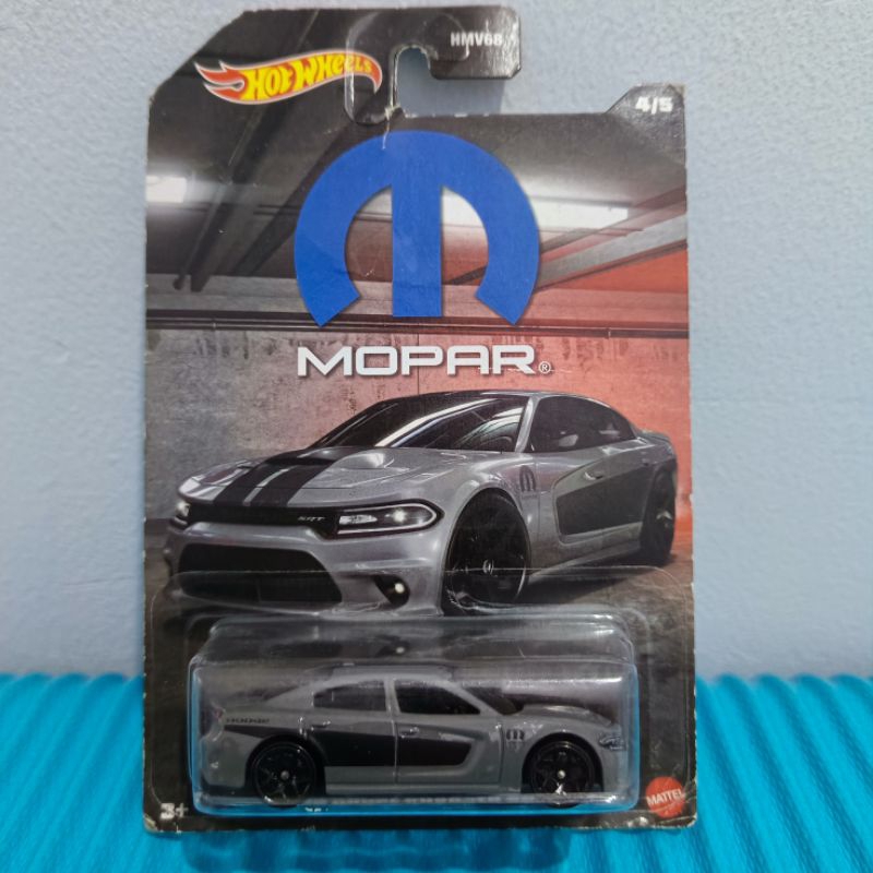 Hot Wheels 15 Dodge Charger SRT Mopar