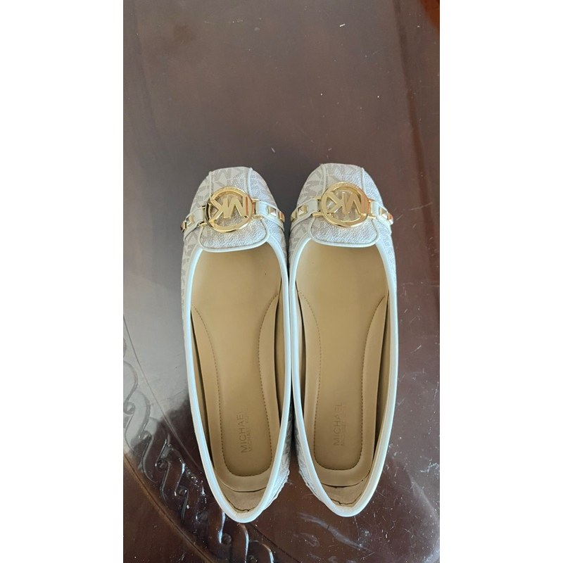 Preloved sepatu michael kors