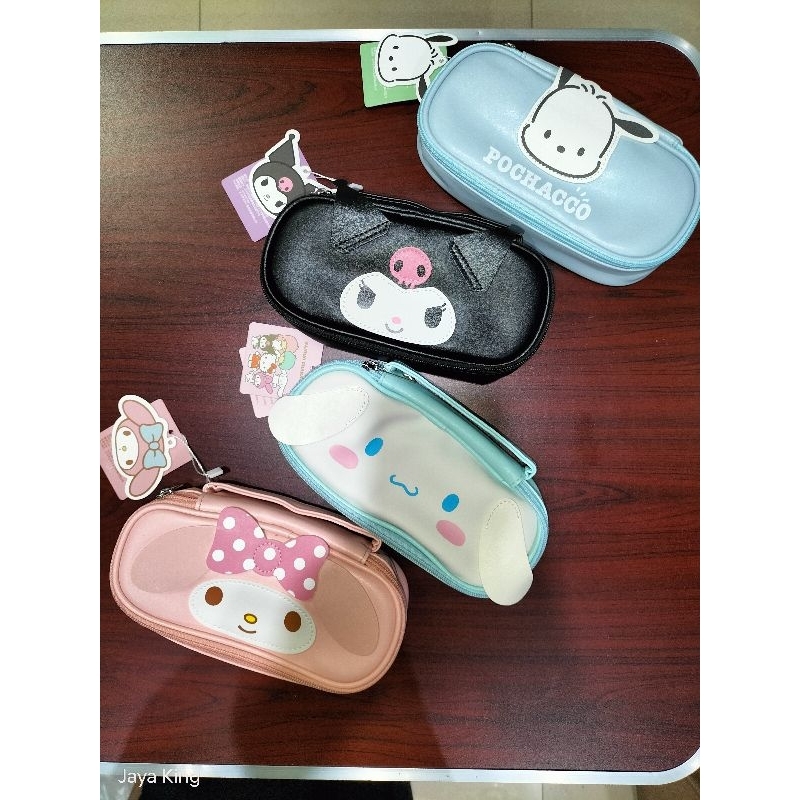

Kotak Pensil Besar Premium Case Bahan PU Anti Air Karakter Kuromi Melody Cinnamon Pochacco