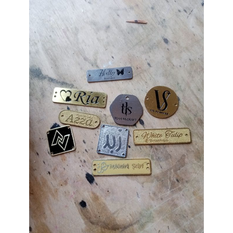 

label plate fashion custom bahan Kuningan dan stainless