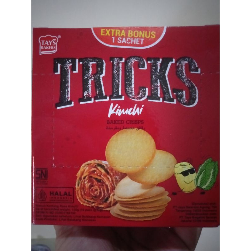 

biskuit kentang panggang tricks rasa kimchi per box isi 11 sachet