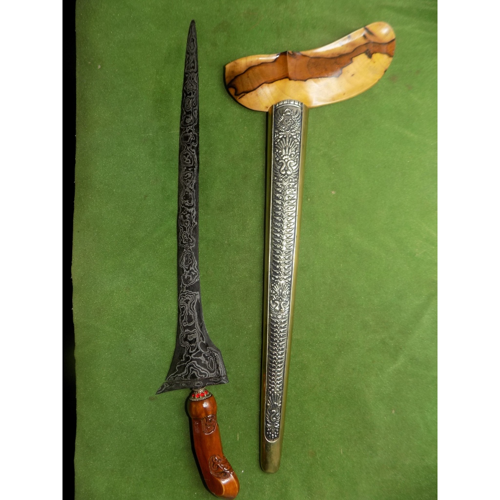 keris brojol pamor melati sinebar era kerajaan segaluh