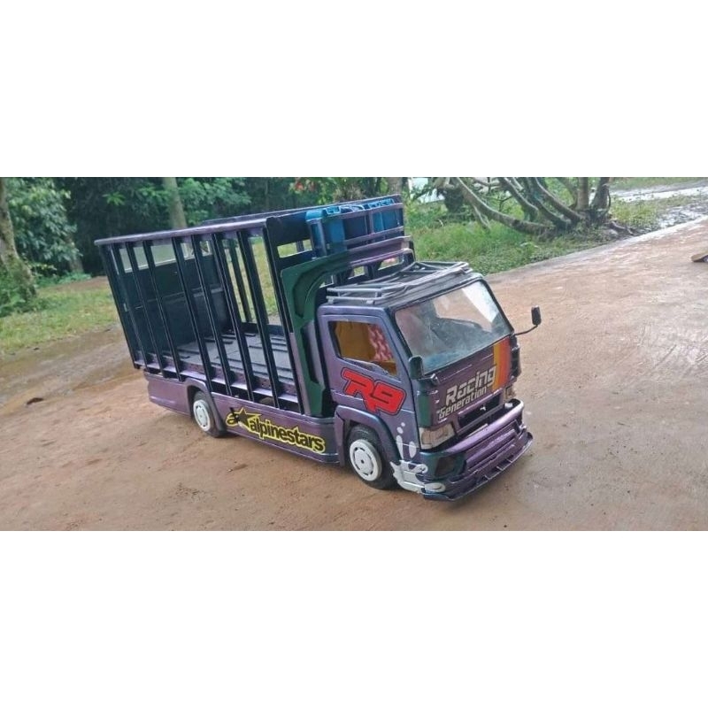 Promo mainan anak truk oleng kayu canter fariasi lampu leed