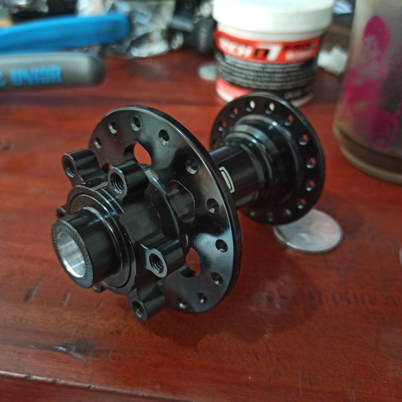 Hub Depan TA 12x100 mm 32 Hole TA12 Gravel Roadbike