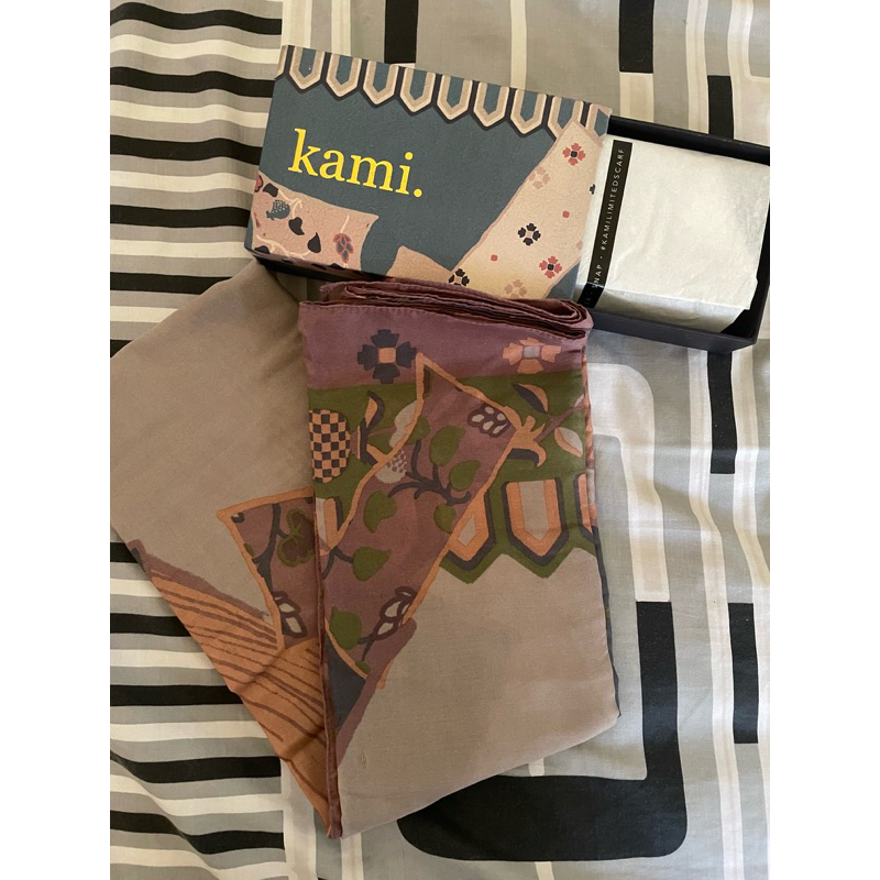Kami idea Tattula Terracotta Grey Scarf Preloved