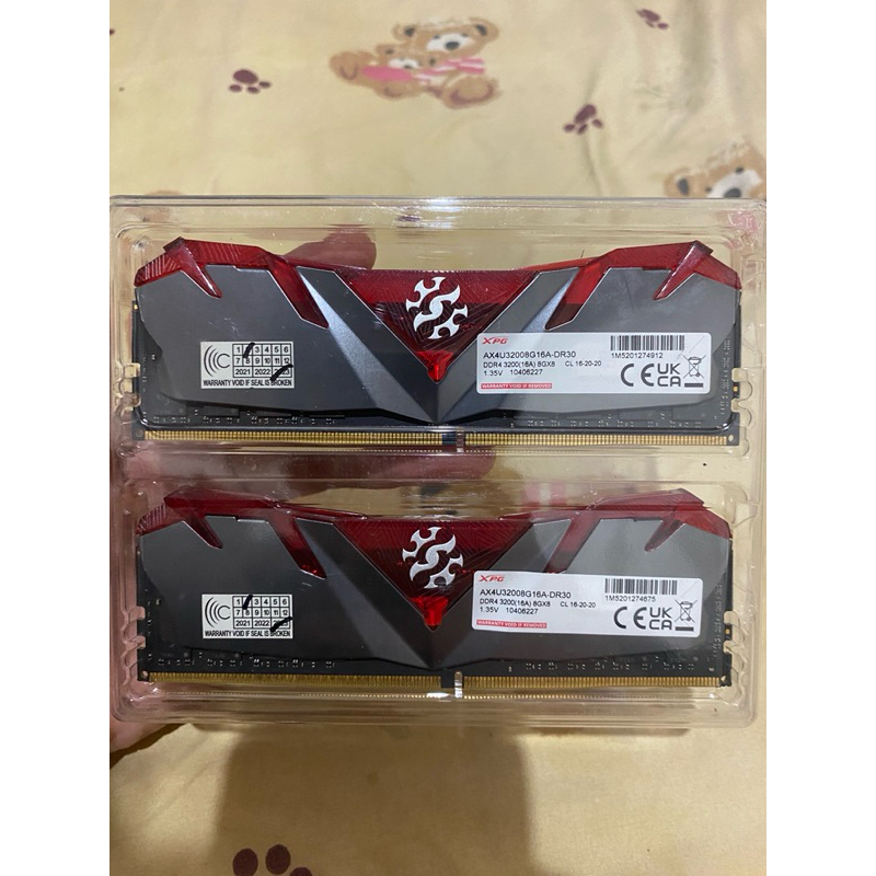 RAM DDR4 XPG GAMMIX D30 PC4-25600 3200MHZ 8x2 16GB