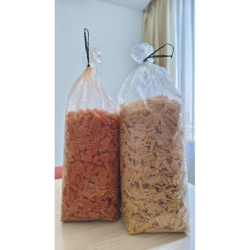 

Keripik Kentang Balado / Keripik Kentang Jagung 500gr / 1kg