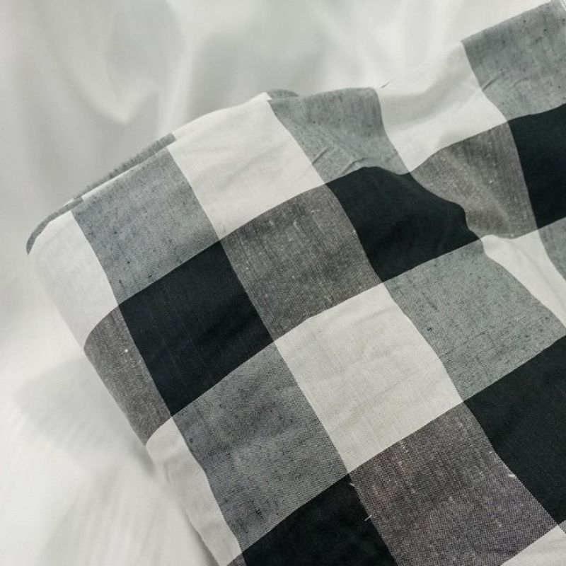 KAIN KOTAK KOTAK BALI POLENG CATUR TRIDATU ADAT