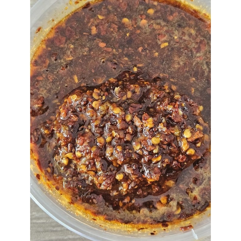 

chili oil homemade DIJAMIN MANTUL