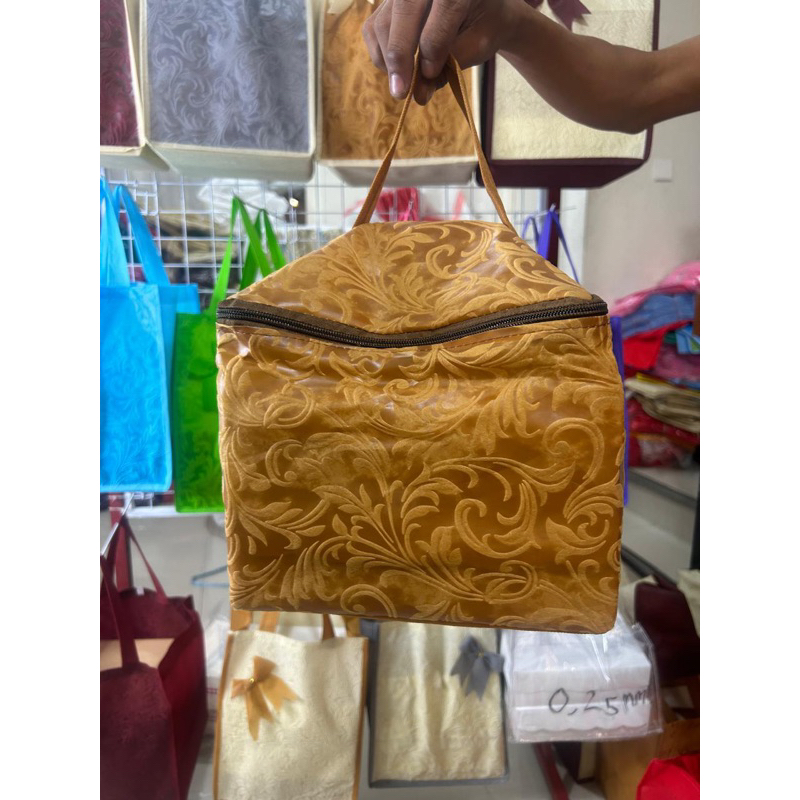 TAS HAJATAN KUBUS EMBOS 22x22x20