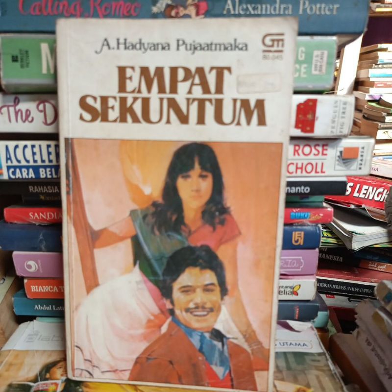 Empat Sekuntum